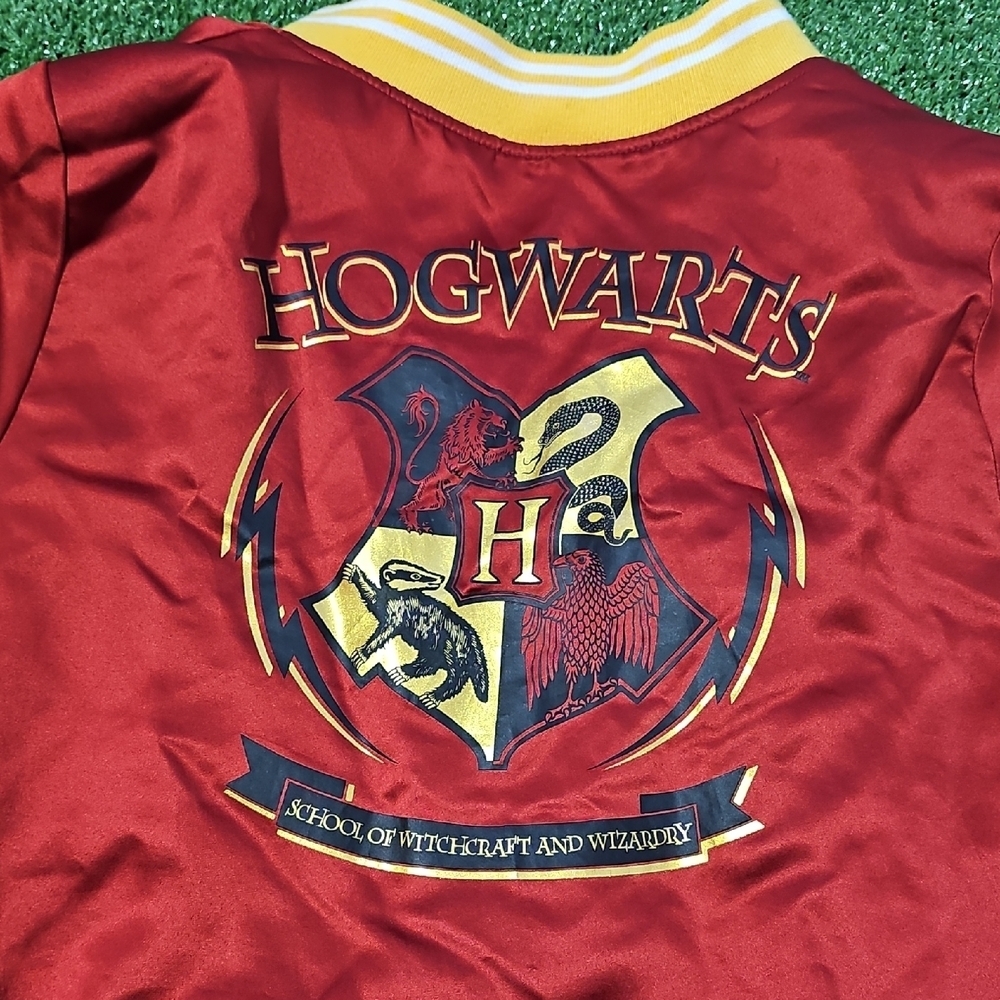 Red Hogwarts Bomber Youth Jacket With Side Pockets - Picture 10 of 10